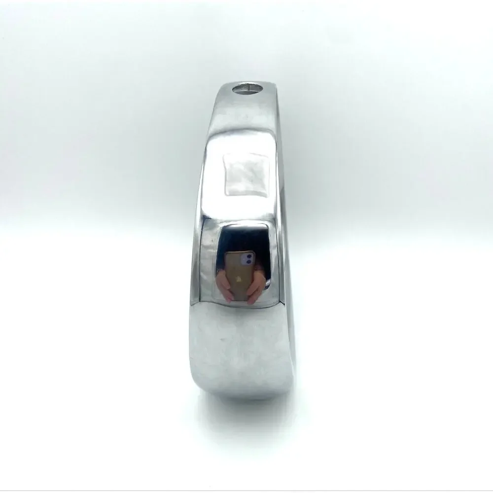 Nambe Sculptural Bud Vase. 2009 Neil Cohen MT0038 Silver Tone Minimalist